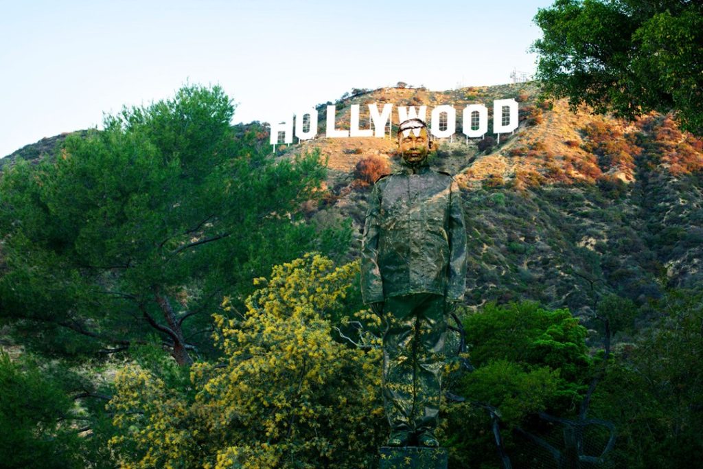 liu-bolin-Hiding-in-California-Hollywood
